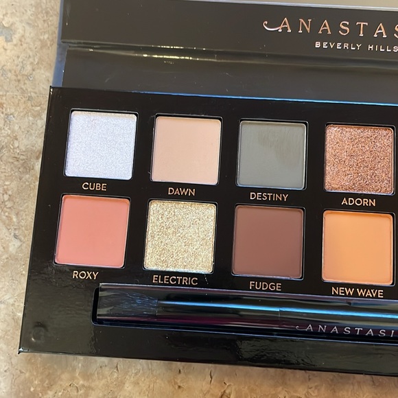 Anastasia Beverly Hills Eyeshadow in Sunculture